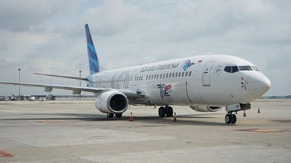 foto pesawat garuda indonesia