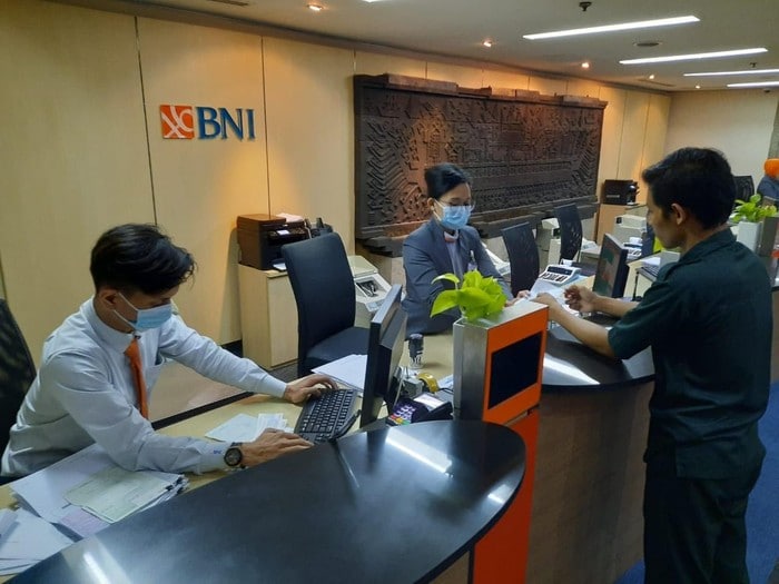 Pegawai bank BNI